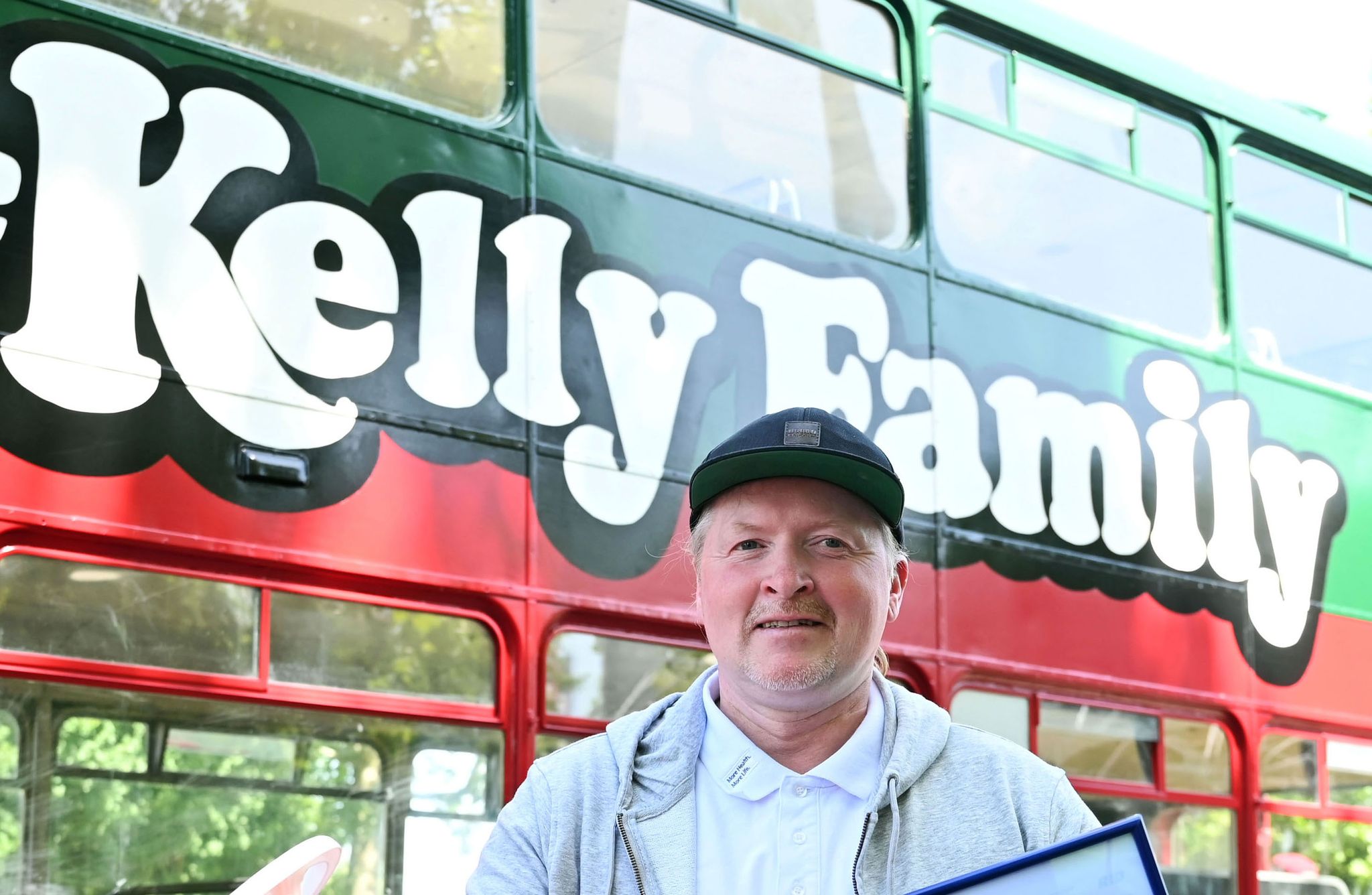 Joey Kelly überlässt den Geschenkekauf seiner Frau