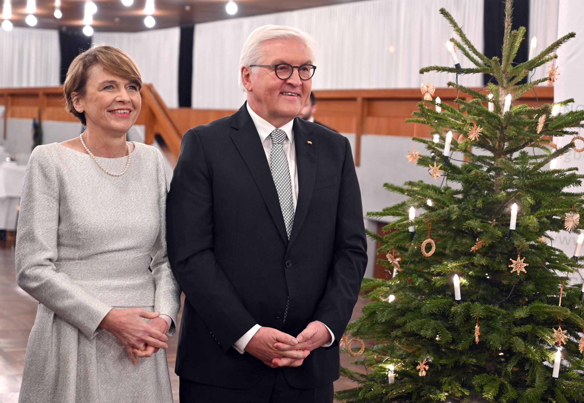 Deutschlands First Lady ist Weihnachten auf Familien-Tour