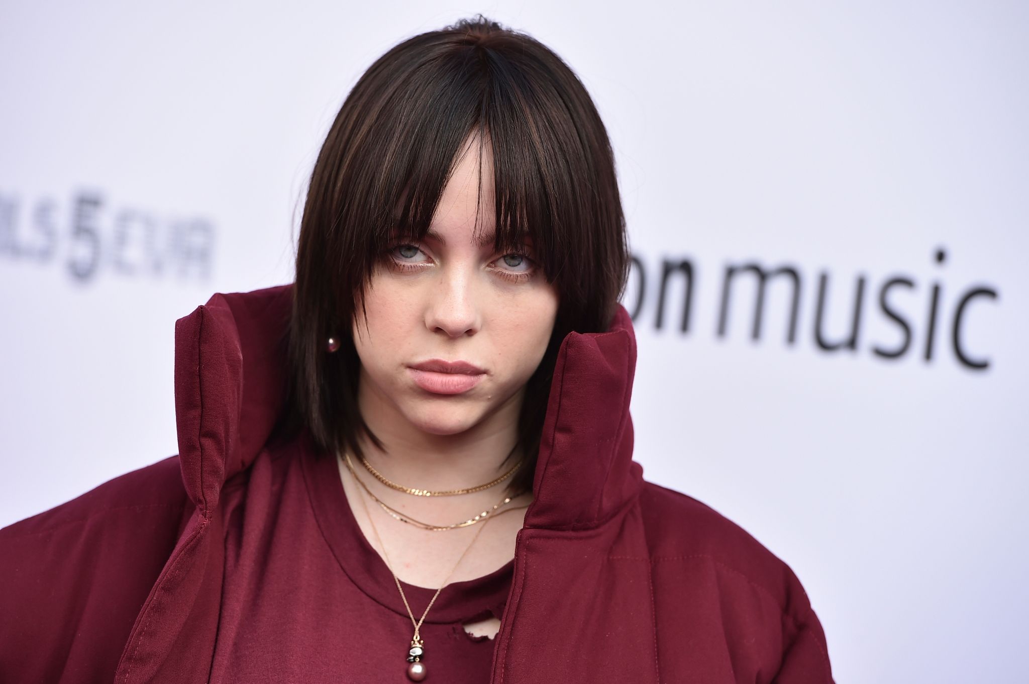 Billie Eilish trauert um Hündin