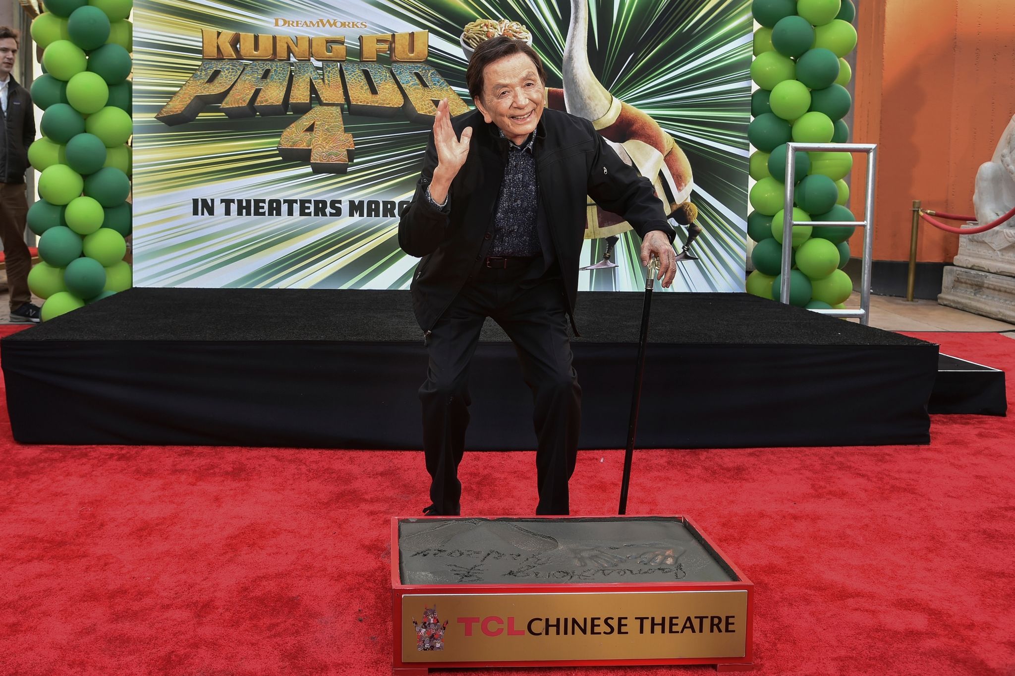 James Hong an seinem 95. Geburtstag in Hollywood verewigt