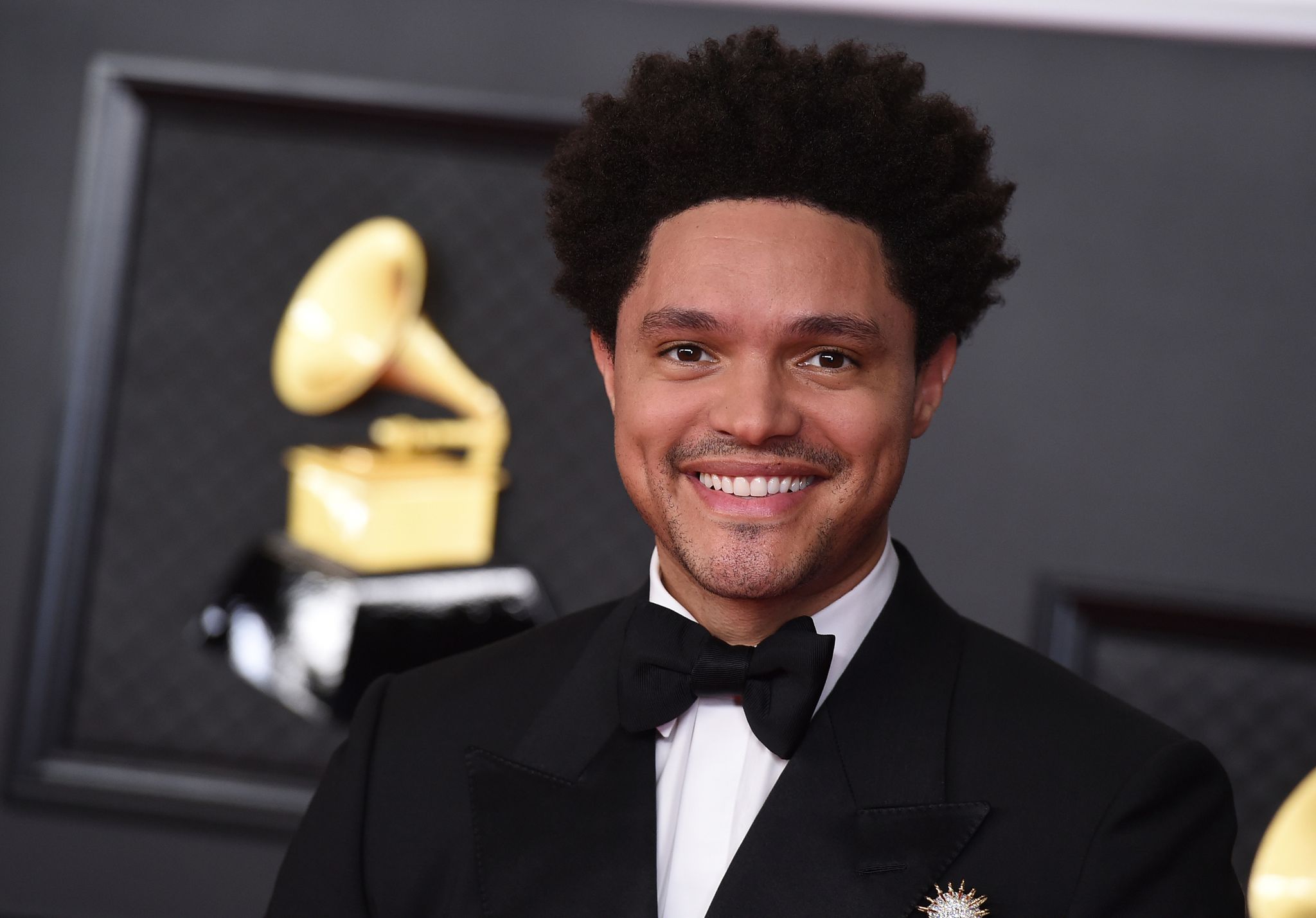 Comedian Trevor Noah moderiert wieder die Grammys