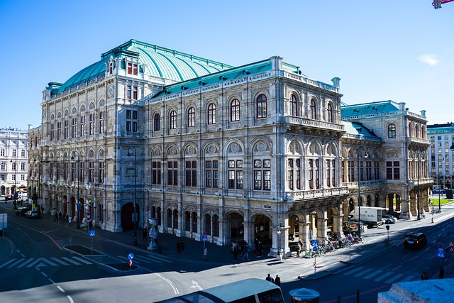 Wiener Opernball feiert ohne Richard Lugner: Glanz und Glamour mit neuen Gesichtern