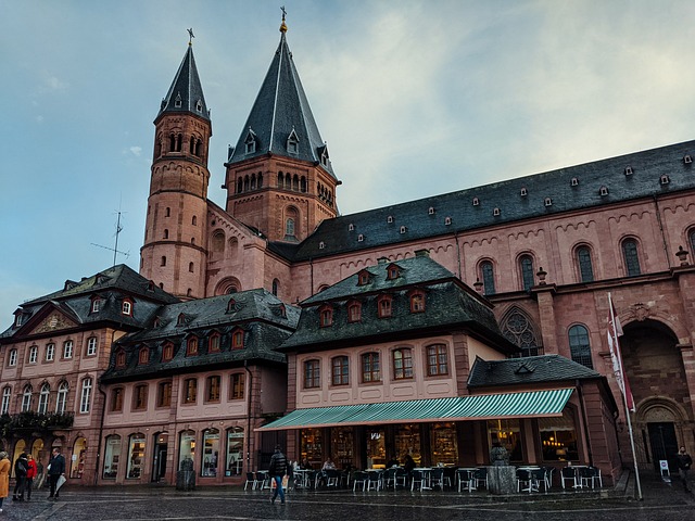 Mainz Celebrates 70 Years of ‘Mainz bleibt Mainz’