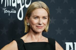 «Jetzt schon?»: Naomi Watts schreibt über Wechseljahre