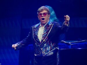 Elton John zu Sehproblemen: Kann nichts anschauen oder lesen