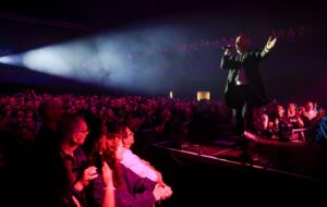 Der Graf spielt mit Unheilig nach Bühnensturz normal weiter