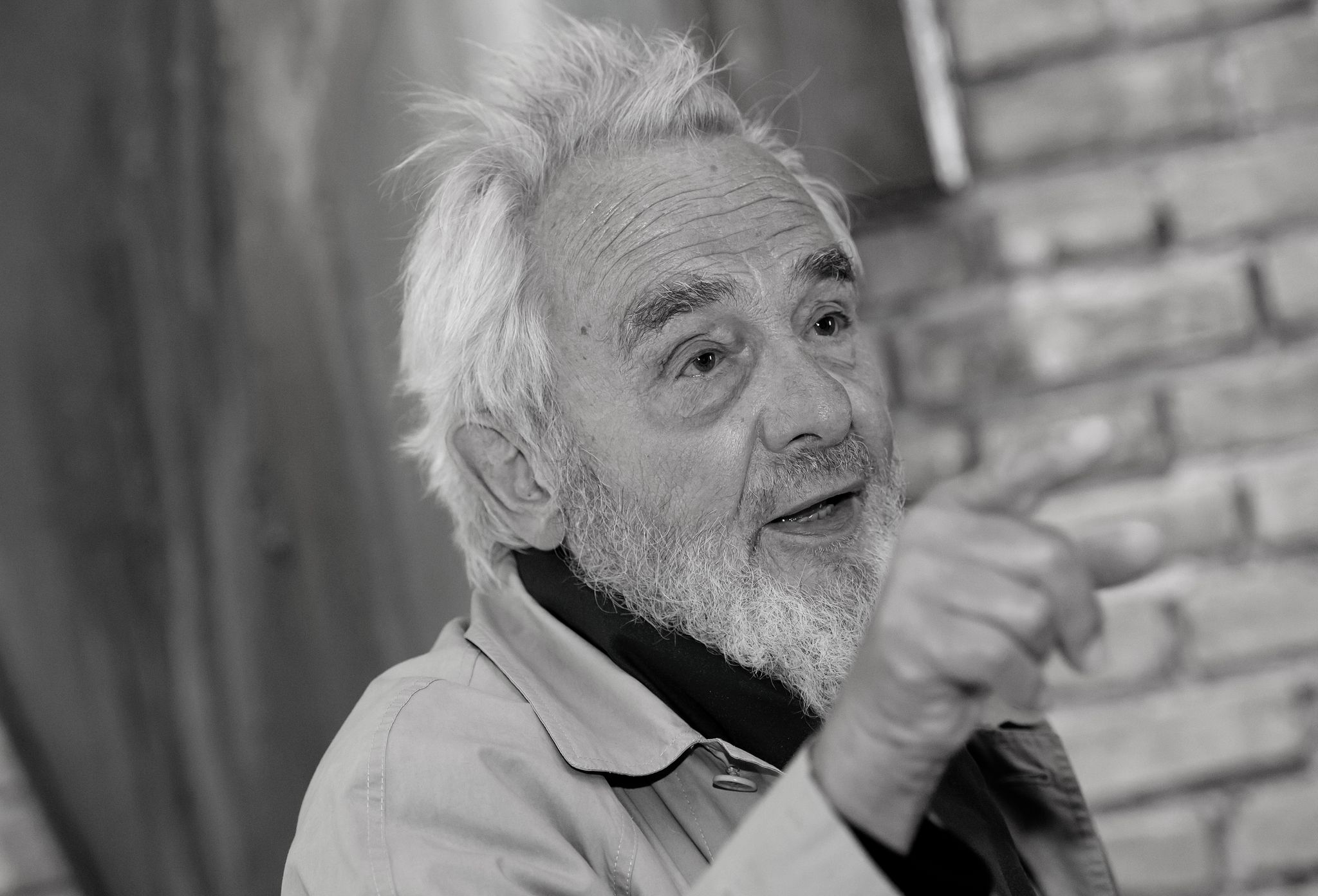 Meister der Übermalung – Künstler Arnulf Rainer gestorben